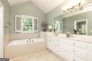 5492 Glenridge Dr, Atlanta, GA 30342 - Photo 22