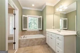 5492 Glenridge Dr, Atlanta, GA 30342 - Photo 32