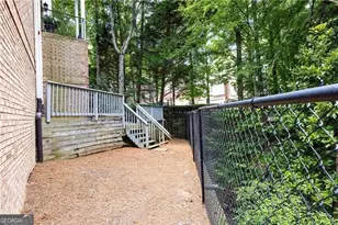 5492 Glenridge Dr, Atlanta, GA 30342 - Photo 38