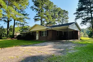 1331 Old Chipley Rd, Pine Mountain, GA 31822 - Photo 2