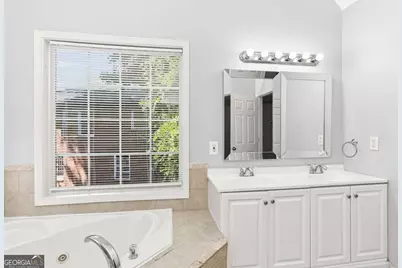 66 Holly Road NW, Atlanta, GA 30314 - Photo 12