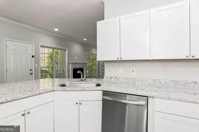 66 Holly Road NW, Atlanta, GA 30314 - Photo 2