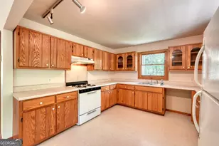 1493 Greasy Creek Rd, Brasstown, NC 28902 - Photo 10