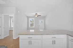355 Dempsey Dr, Fayetteville, GA 30214 - Photo 10
