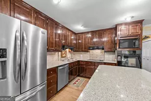 197 Southshore Rd, Eatonton, GA 31024 - Photo 18