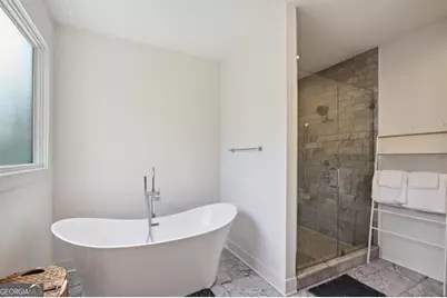 129 Holiday Avenue UNIT #B, Atlanta, GA 30307 - Photo 18