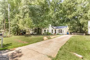 1345 Lancelot Ln, Macon, GA 31220 - Photo 2
