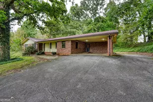 727 Bell Creek Rd, Hiawassee, GA 30546 - Photo 1