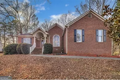 111 Overlook Heights Way, Stockbridge, GA 30281 - Photo 2