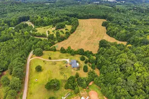 354 Ricks Rd, Lavonia, GA 30553 - Photo 16
