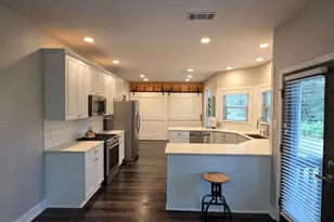 2905 The Terraces Way, Dacula, GA 30019 - Photo 4