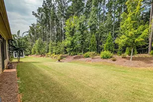 575 Timberbrook Dr, Sharpsburg, GA 30277 - Photo 2