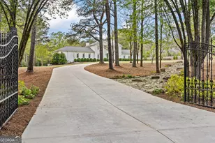 1900 Crystal Hills Dr, Athens, GA 30606 - Photo 2
