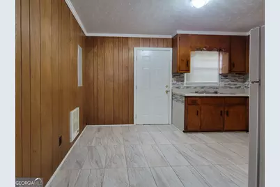 309 N Broad Street #7, Winder, GA 30680 - Photo 4