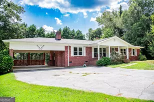 105 Sharp Dr, Carrollton, GA 30117 - Photo 1