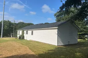 63 Clairmont Ave, Elberton, GA 30635 - Photo 4