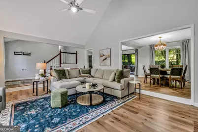 2192 Chartwell Drive, Marietta, GA 30066 - Photo 4