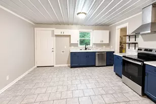 56 W Penn St, Trion, GA 30753 - Photo 2