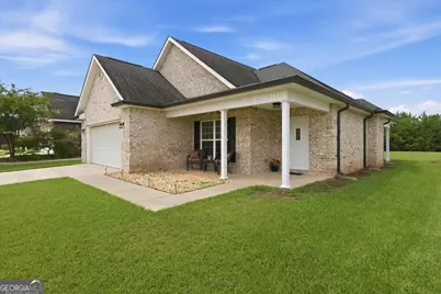 305 Lamplight Drive, Warner Robins, GA 31008 - Photo 32