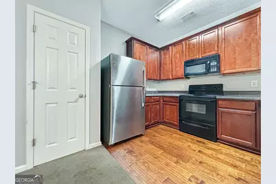 4283 High Park Lane # 10, East Point, GA 30344 - Photo 4