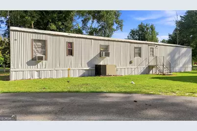 28 E Peeler Ave, Lakeland, GA 31635 - Photo 8