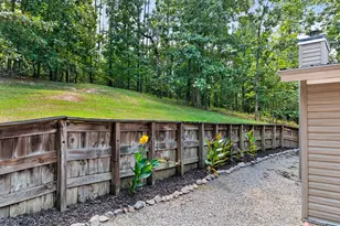 2123 Harbour Pt Dr, Sparta, GA 31087 - Photo 18