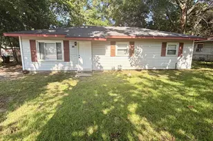 814 Crestwood Terrace, Warner Robins, GA 31088 - Photo 1