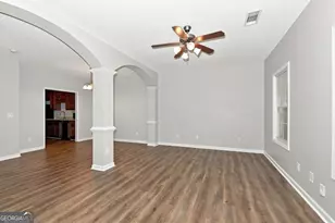 8648 Thomas Ln, Riverdale, GA 30274 - Photo 6