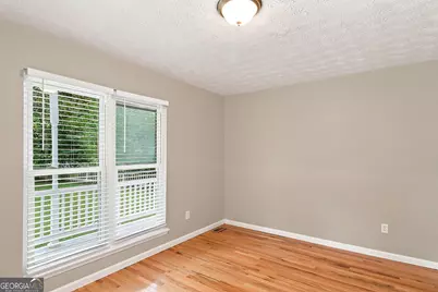 1978 Lullwater Circle, Jonesboro, GA 30236 - Photo 4