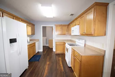 2309 Oakridge Lane, Statesboro, GA 30458 - Photo 2