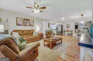 319 Elizabeth Ln, Griffin, GA 30223 - Photo 4
