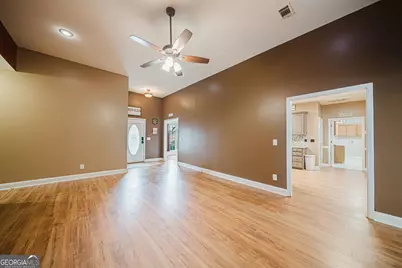 204 Mitculler Court, Kathleen, GA 31047 - Photo 6