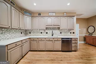204 Mitculler Ct, Kathleen, GA 31047 - Photo 8