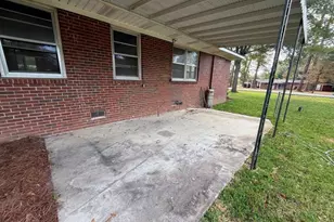 412 Roberson St, Dublin, GA 31021 - Photo 12