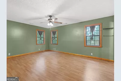 107 Midway Road, Barnesville, GA 30204 - Photo 16