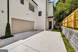 225 Stovall St SE, Atlanta, GA 30316 - Photo 2