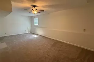 35 Chatsworth Cir, Newnan, GA 30265 - Photo 20