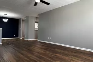 9302 Fairington Ridge Cir, Lithonia, GA 30038 - Photo 6