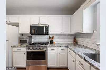 81 Mount Vernon Circle, Sandy Springs, GA 30338 - Photo 10