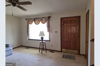 209 Self Street, Warner Robins, GA 31088 - Photo 8