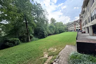 24216 Plantation Dr NE, Atlanta, GA 30324 - Photo 14