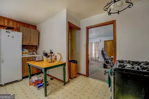 908 Nelson St, Jackson, GA 30233 - Photo 8