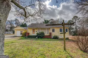 908 Nelson St, Jackson, GA 30233 - Photo 1