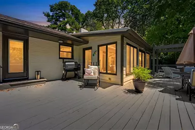 747 Starlight Court, Atlanta, GA 30342 - Photo 34