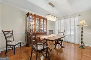 747 Starlight Ct, Atlanta, GA 30342 - Photo 8