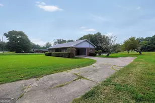 540 Freeman St, Jackson, GA 30233 - Photo 4