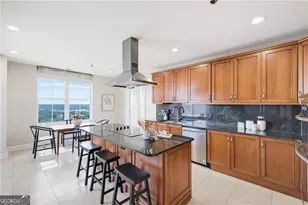 2881 Peachtree Rd NE, Atlanta, GA 30305 - Photo 20