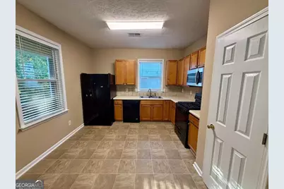 7312 Taloga Lane, Union City, GA 30291 - Photo 8