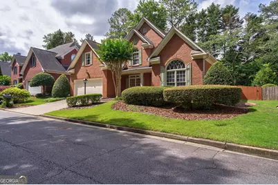 1778 Emory Ridge Drive, Atlanta, GA 30329 - Photo 2