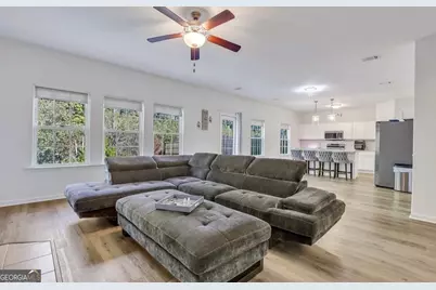 538 Brightleaf Circle, Hinesville, GA 31313 - Photo 6
